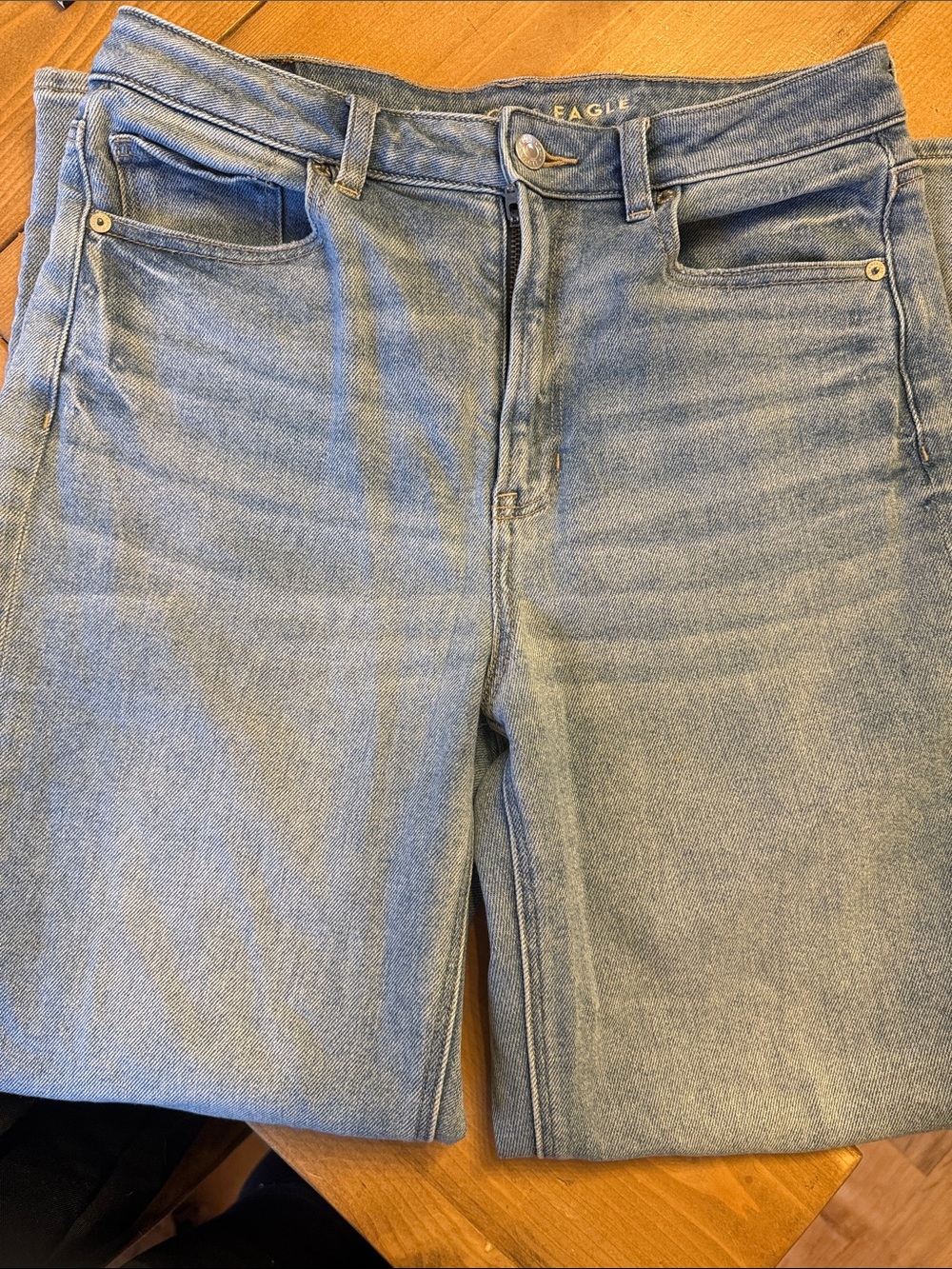 American Eagle Outfitters light blue denim jeans - Picture 4 of 4